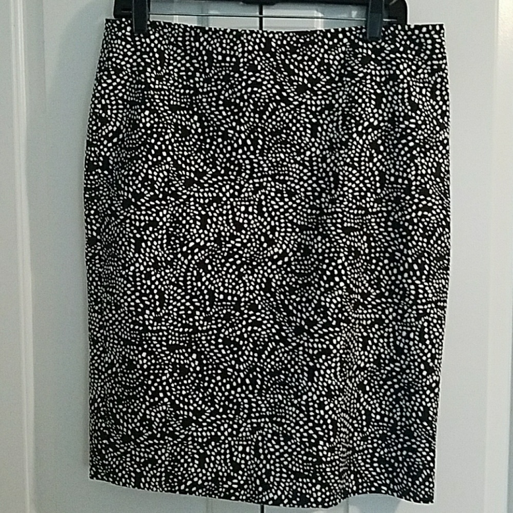 Liz Claiborne skirt 10